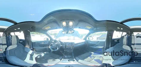 2022 Volvo Xc40 P8 Recharge Plus z USA, uszkodzony, nr VIN YV4ED3UR2N2716783